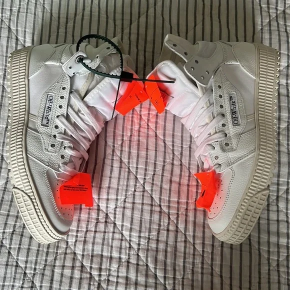 Off- White c/o Virgil Abloh Off Court 3.0 Top Sneaker - Picture 3 of 13